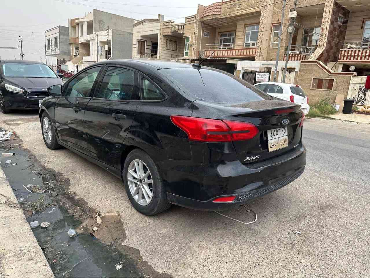 Ford focus 2016 
10غةرامةي لةسةره دةيدةمةوه دواي مةعمةله  مةكينه ٢٠ي بي توربويه مةرغوبة 
حيزام نيه به حيزام دةيفروشم ٤تا ٥ بارجةي سبوغه بي داخلي

*********** واتس اب أربيل, العراق

