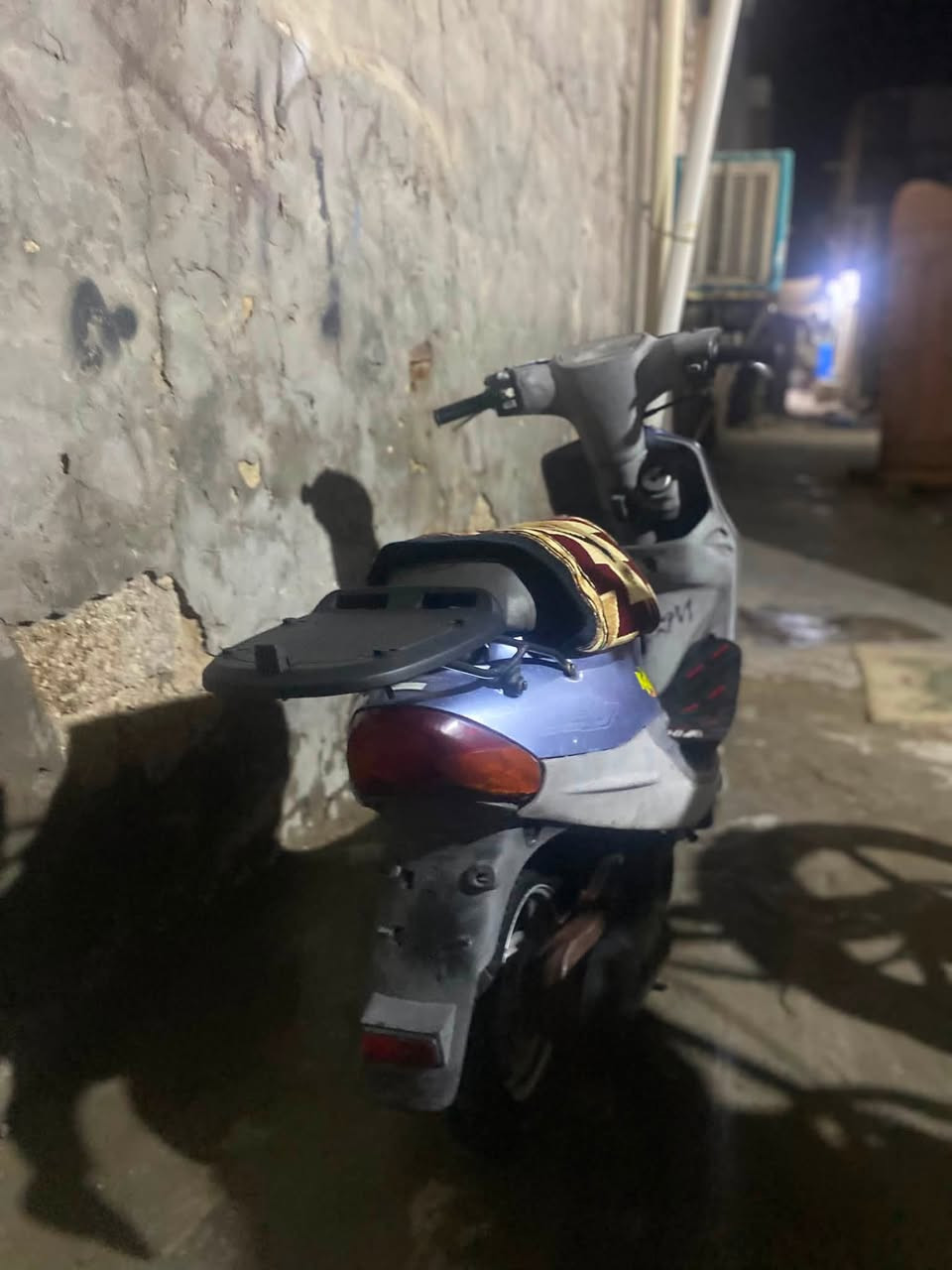 سلام عليكم دراجه بيجي شرط ياباني كفرات بلاد وما مفتوحه دراجة مال واحد محتاج يريد يبيعها 350 بيها مجال قليل كربلا متواجد وتساب ***********
