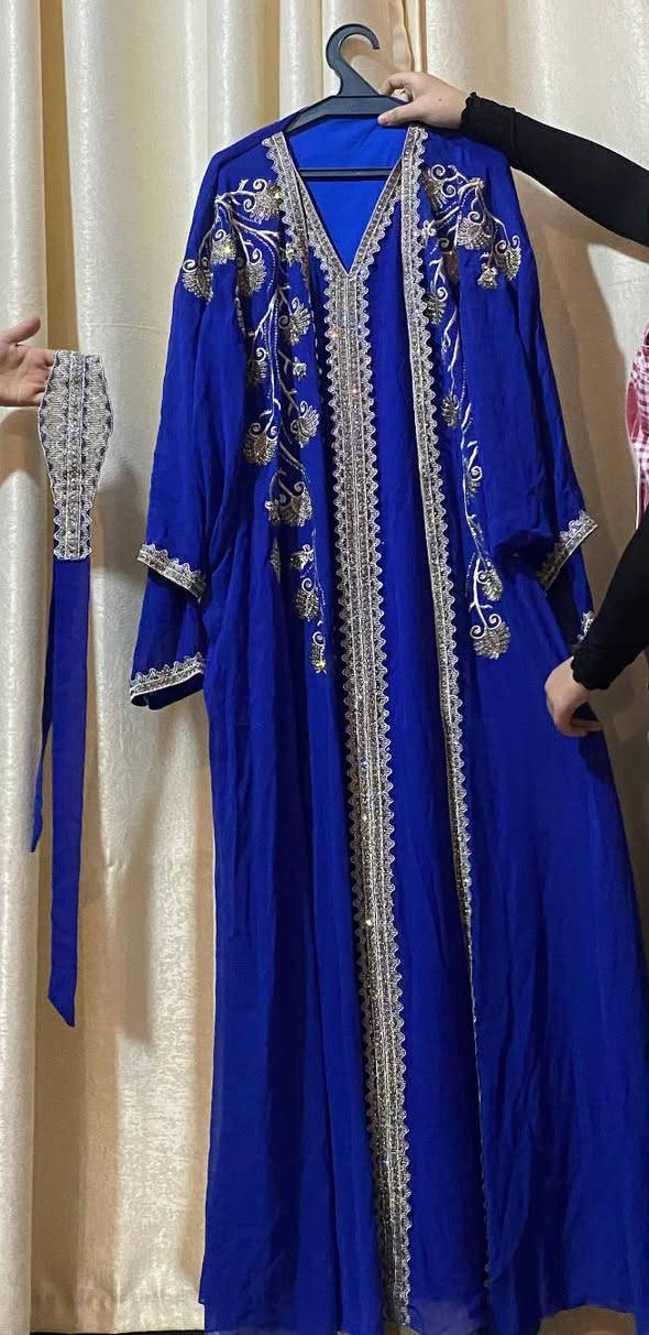 هذي الفساتين مستعملة مرة او مرتين للبيع


**إذا كنت صاحب هذا الإعلان وتريد حذفه لأي سبب، رجاءا أرسل رسالة إلى الدعم الفني**