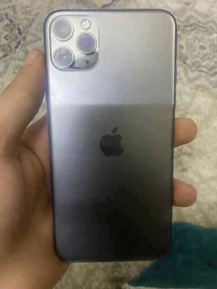 ايفون 11 برو ماكس للبيع ذاكره 256 مبدل شاشه اصليه وفيس إيدي واكف فقط بدون ملحقات العنوان بغداد البنوك السعر 300 وبي مجال وتساب فقط ***********
