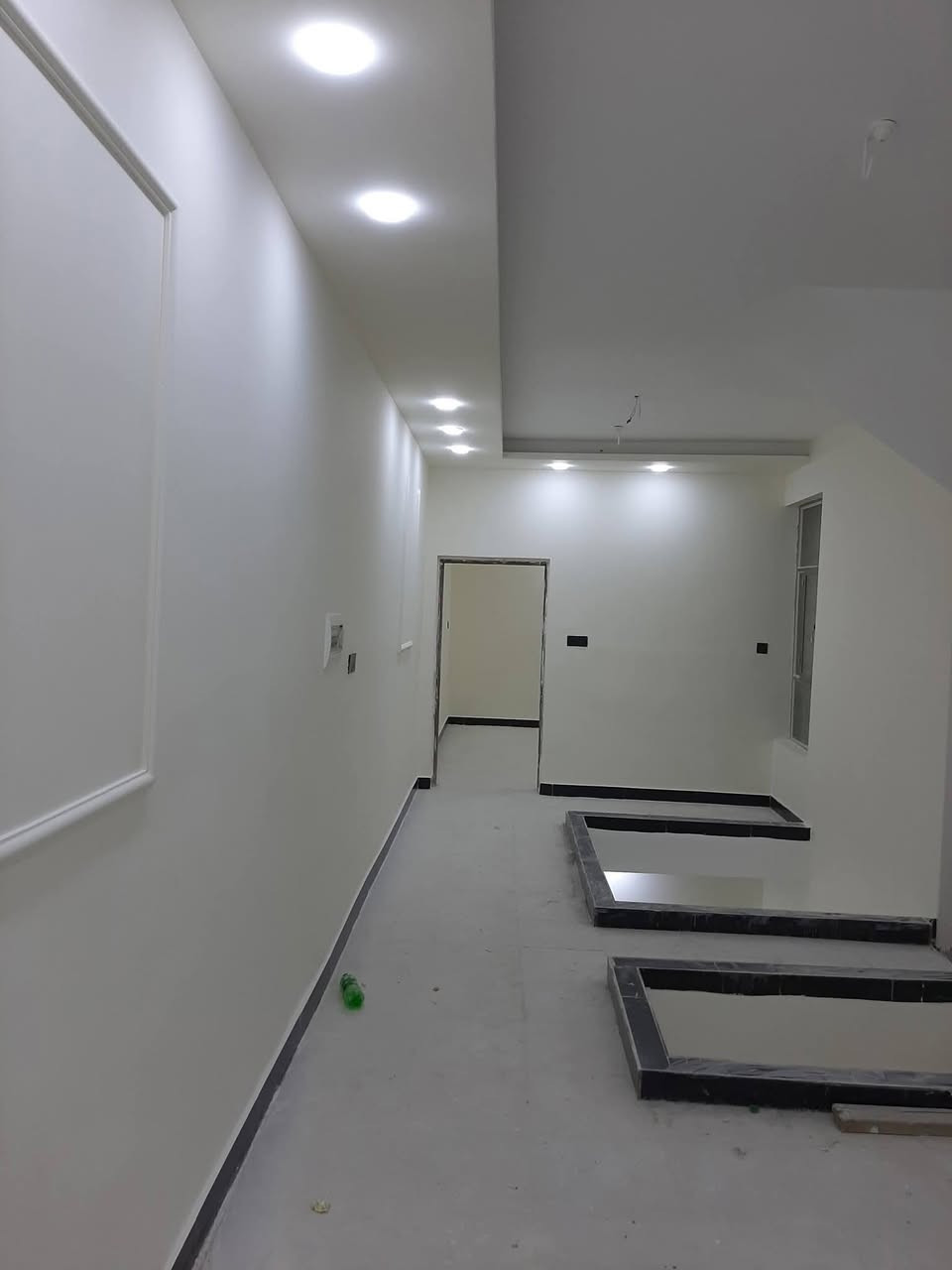 بيت للبيع ١٠٠ متر طابقين صب كونكريت طابوق جمهوري ثلاث غرف نوم وصالتين ومطبخ واستقبال  حي ابو طالب منطقه ٧٧ مقابل دور القظاه  للاستفسار اكثر اتصل على رقم ***********  واتساب  موجود
