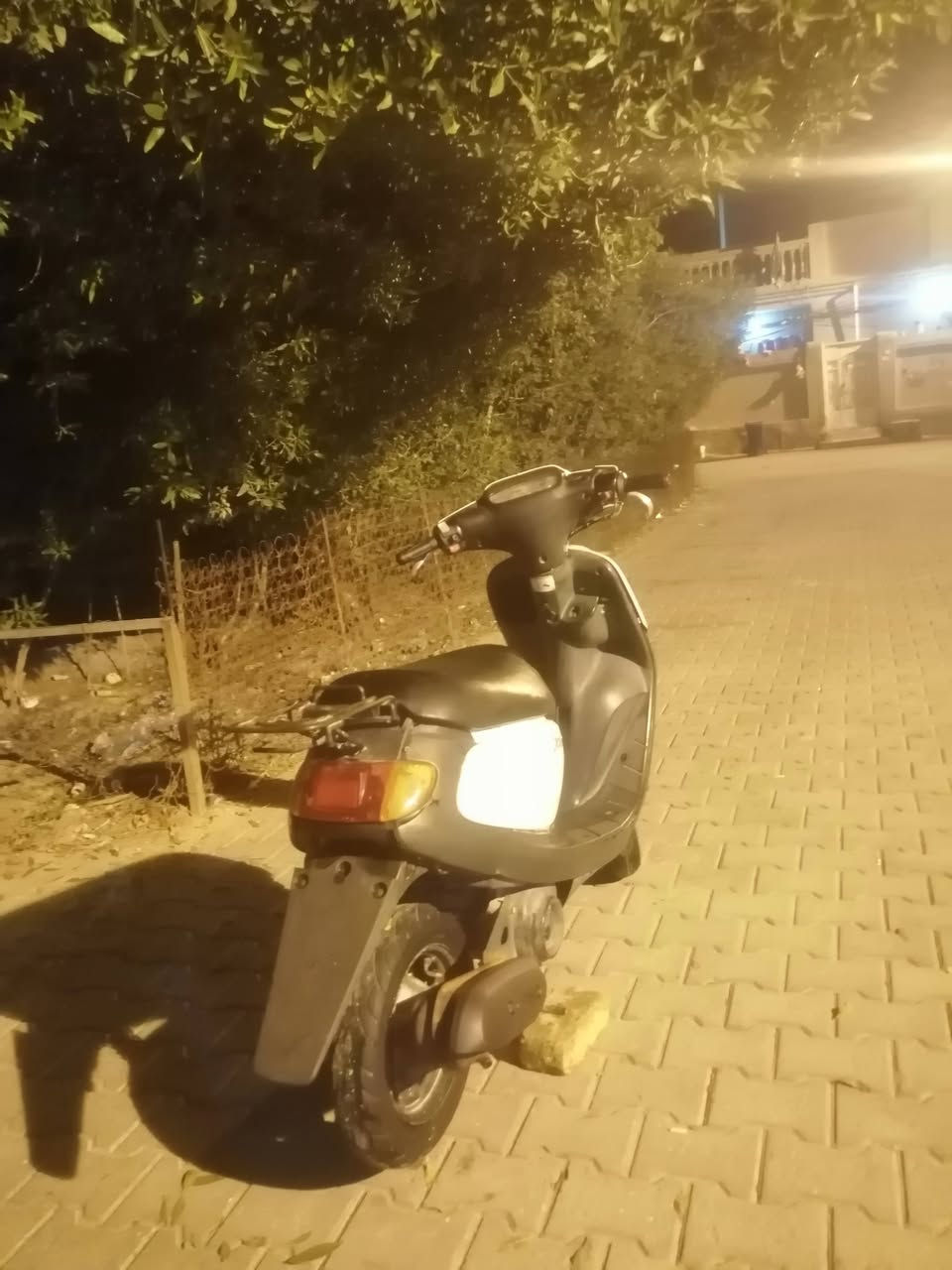 السلام عليكم دراجه منغولي مفتوحه مره وحده سعر400بيه مجال رقم ***********شري على هاذه رقم
