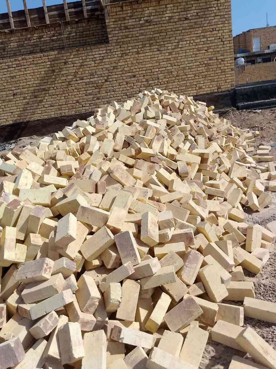 سلام عليكم للبيع طابوك عادي شرط المكلاب قوه ولون حمل ٤٠٠٠ استفسار اتصل على الرقم ***********
