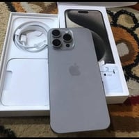 ايفون للبيع   15 برو ماكس   ذاكره 256   بطاريه 91   دبل سيم   نموذج Za...