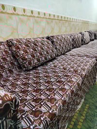 تخم 4قطع طول متر ونص وركنية نضيف جدا السعر 250الف واتساب 07807885939