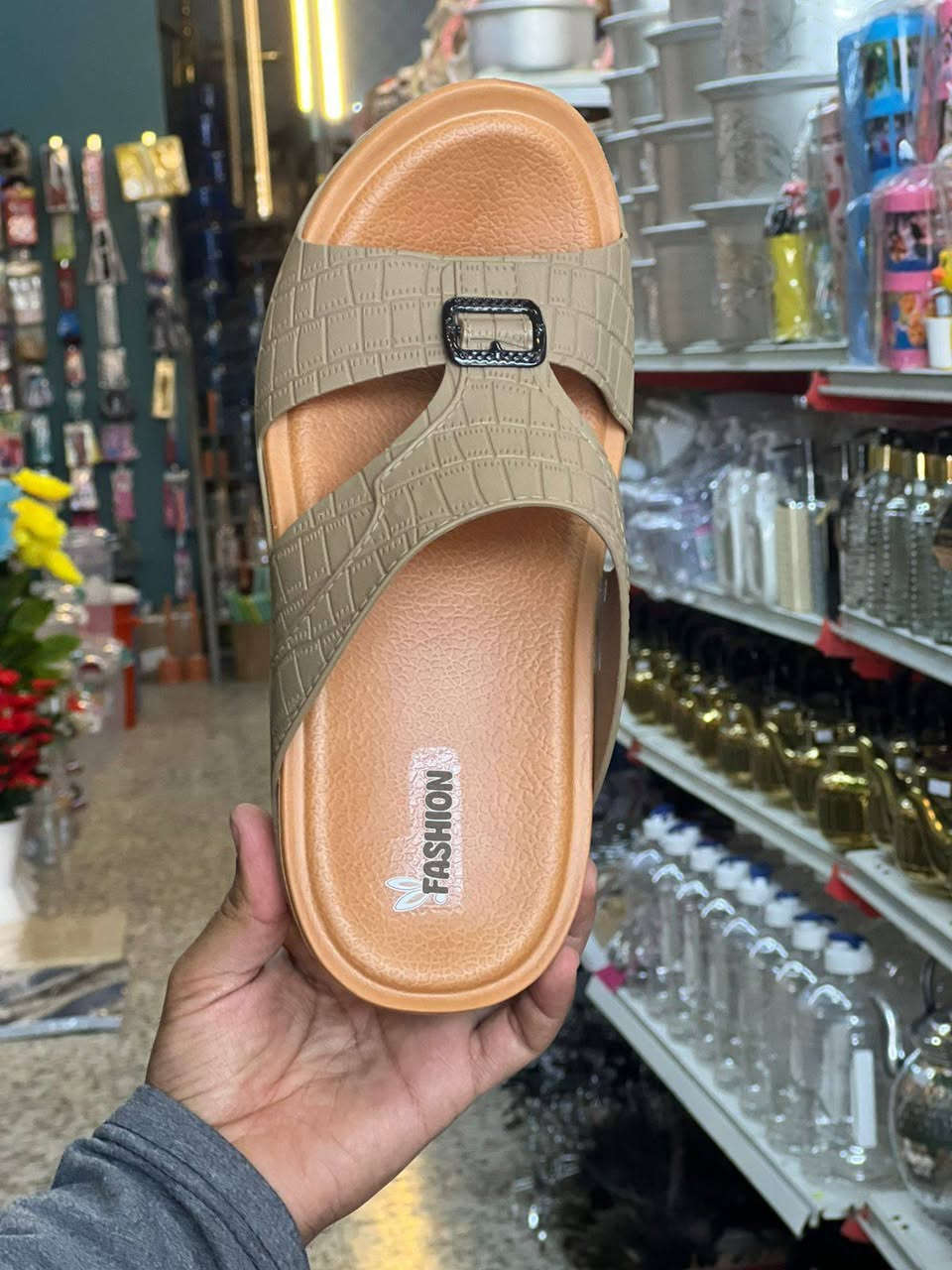 وصلت البضاعة بعونه تعالى
شكل جديد
فول طبي
كل الالوان و القياسات متوفرة

اهلا وسهلا بكم في مجمعكم مجمع السيد في النجف الاشرف حي الزهراء مقابل مجمع عماد سكر مجاور فروج بيروت في حي الزهراء


**إذا كنت صاحب هذا الإعلان وتريد حذفه لأي سبب، رجاءا أرسل رسالة إلى الدعم الفني**