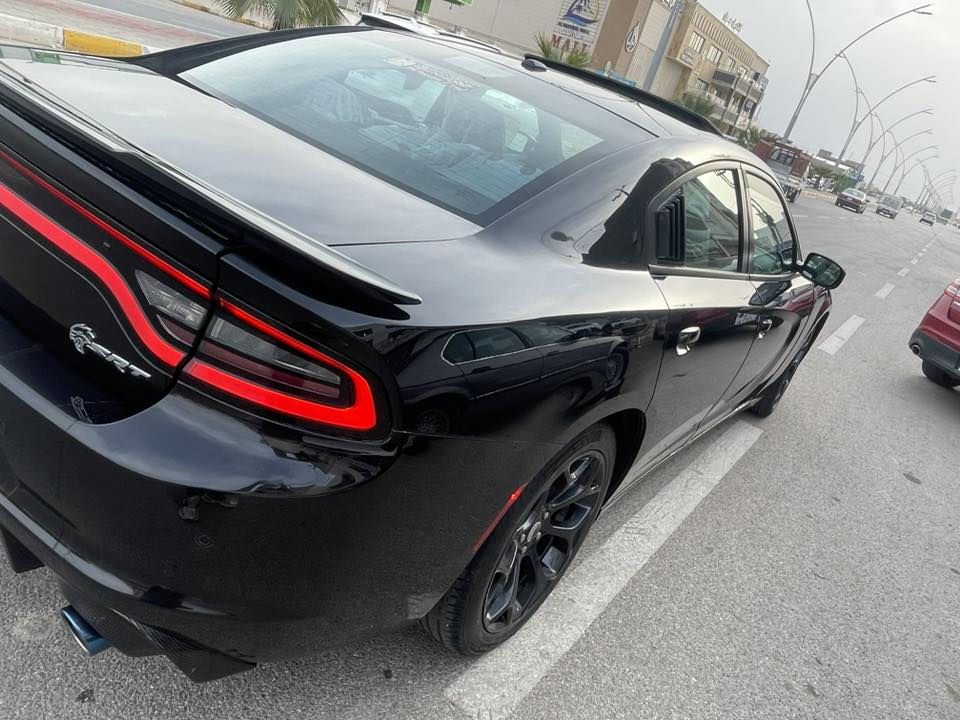 السلام عليكم جارجر 2017 كفاله كندي فول السياره فئة بلاص يعني 1/1 رقم بغداد مداور ثاني يوم للأستفسار  ***********غير متواجد على الفيس والسعر  $228
