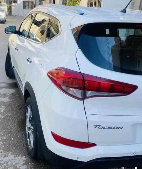 سلام  عليكم 
توسان وارد أمريكي

موديل 2018 رقم  الأنبار  باسمي 

ماشيه im55   كرسي كهرباء

مبدل بيه بنيد فقط

سعر 160  ورقة وبيه مجال

للاستفسار : *********** أو ***********
