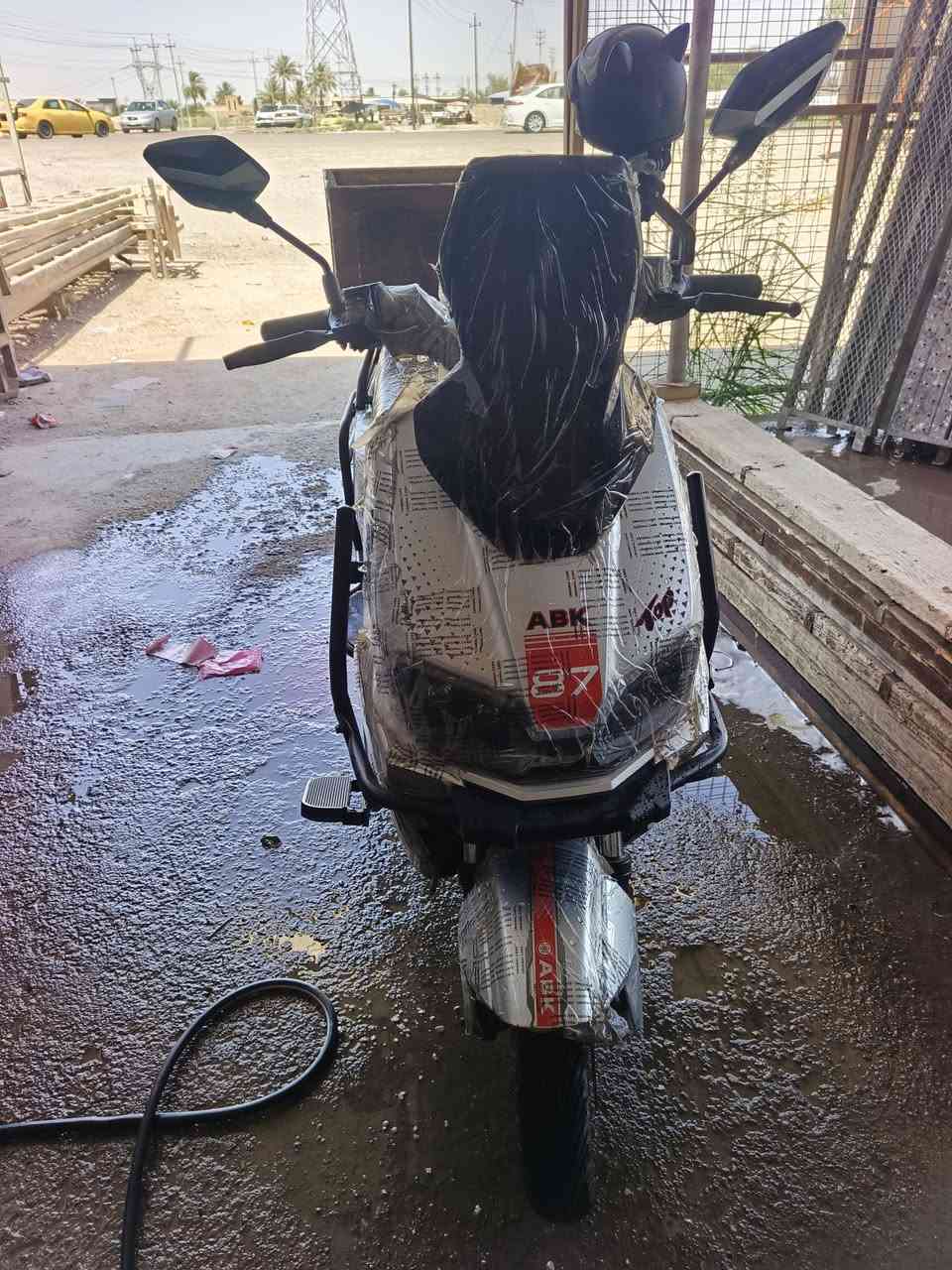 ‏دراجة شحن الصاعقة
نظافة 100%100
 صار،شهرين من اخذتها بسعر 1250
رايدها ب 950 وبيها مجال بسيط 
واتساب او اتصال ‏‪***********‬‏
