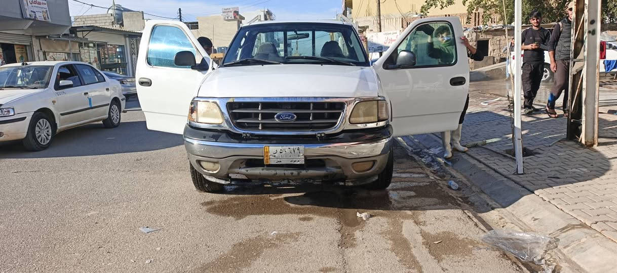 فۆرت f150 مۆدێل 2003 بەشەرتی تەحویل دەعامی بۆدەعامی بەشەرت چەکوشی پێوە نیە  تەقەو رەقە و کارەبای و تەبریت هەرهەموی ئشدەکات چوار تایەی تازەیە تەنها مەکینەی سەرف دەکات باقی گێر و ئشارات و فڵچە و چواری هەر هەموی بەشەرت نرخی 49 ماعمەلە  عربی فورت f۱٥۰ مودیل ۲۰۰۳ شرت تحویل دعامی لل دعامی مکفول کهربای تبرید کلها شغال اربع تایر جدد سدر جدد کلها مکفول بس محرک یسرف سعر تحت سوک رایدها 49 معاملة السليمانية, العراق


**إذا كنت صاحب هذا الإعلان وتريد حذفه لأي سبب، رجاءا أرسل رسالة إلى الدعم الفني**