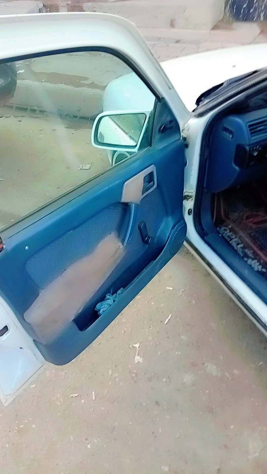 أوبل لا ضربه ولاصبغ ولا معجون شرط تحويل رقم سليمانية جديد 
موديل ٩٣ كير محرك بشرط صدر أمامي خلفي بشرط مشط جديد شاده سياره بدون جراد خياس
رقم 🔢 *********** كركوك, العراق
