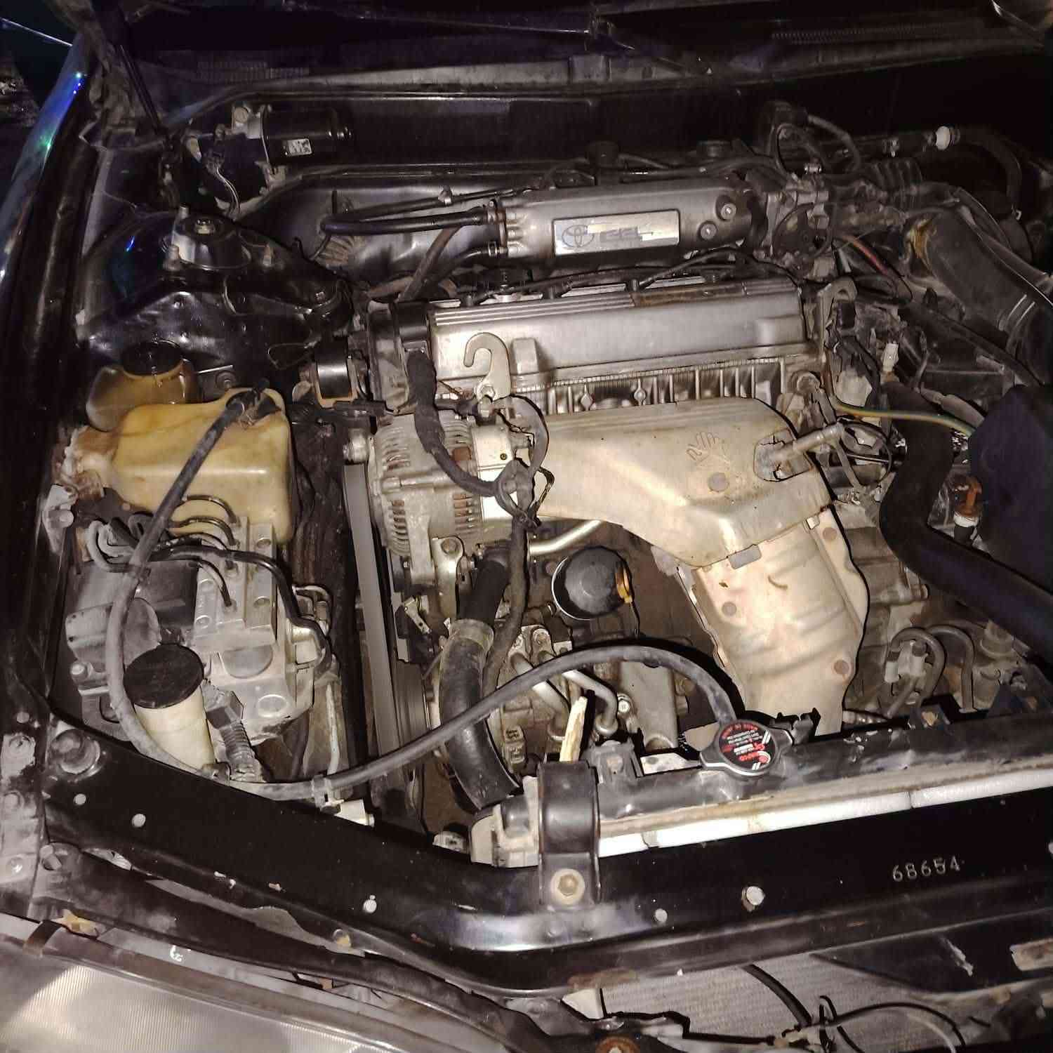 تويوتا كامري للبيع موديل ٩٥ فول اوتوماتيك كير بلادي بدون تحوير محرك ٢٢٠٠ مصبوغه عام للجماليه هزه ورقم انكليزي جديد ضربه بجاملغ الخلفي معدله ع البارد تحويل ثاني يوم السعر ٤٩  مكاني الفلوجه ***********
***********
