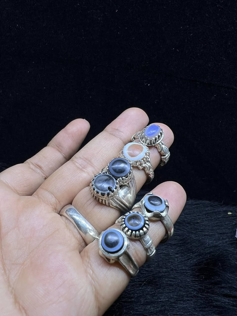 جزع بقري كلمن وسعره
الشراي***********

المكان بغداد حي اور توصيل ماعندي
