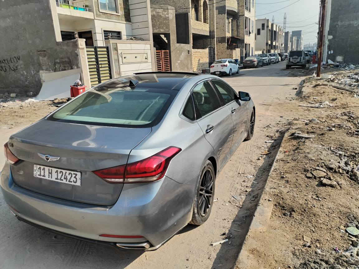 جنيسس للبيع او مراوس ٢٠١٦ بغداد رقم دولي فول 1/1 دوشمه جديده تخم تاير جديد  كشن كهرباء تدفئه تبريد صندوك كهرباء بنو راما كل المواصفات بيه مراوس ب عالي واطي فرق السعر ١٥٠
*********** بغداد, العراق
