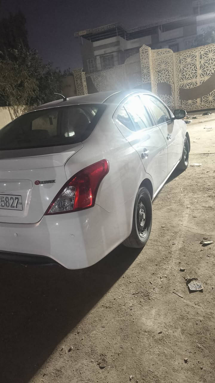 نيسان سني للبيع
موديل ٢٤  

تحكم ستيرن 

٤ جام كهرباء 

قطعتين تبريد 

اشاير بالمري
بيها جاملغ وبنيد 
السعر ١٠٨وبيها مجال 
***********
