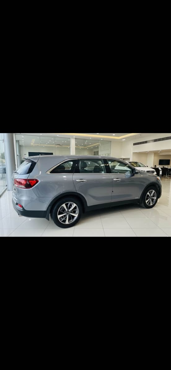 سورنتو ٢٠٢٠ وارد امريكي 
خادث موضح بالصور 
ماشيه ٦٠ الف ميل
مواصفاته ستاندرد عاديه 
شاشه كامره اشاير مري 
٣ قطع تبريد 
كشنات مخمل 
مكينة ٦ سلندر 
دفع رباعي 
***********
السعر ١٩٥ بيهه مجال بسيط حلة, بابل
