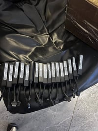 ١٧ قطعة • جي بي اس دراجات وسيارات • توصيل المحافظات