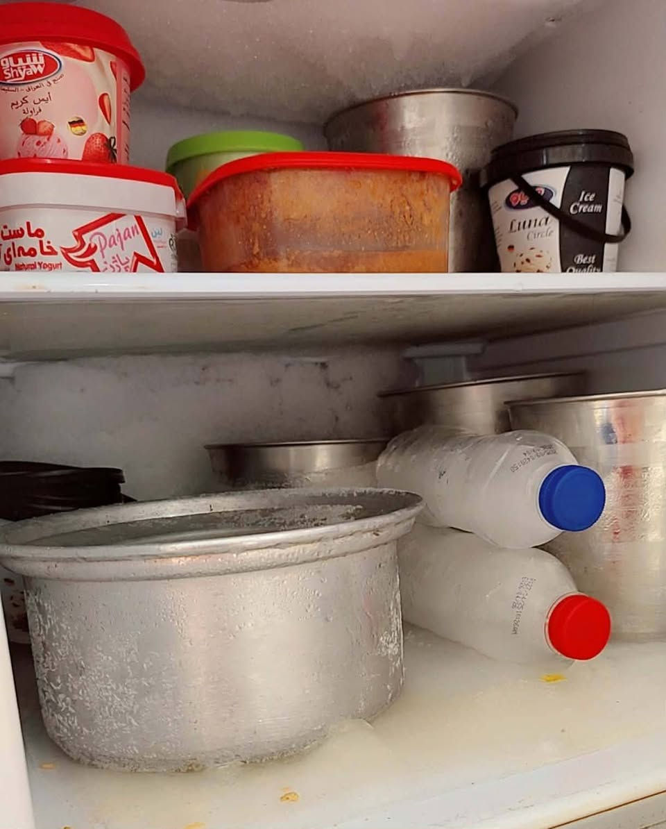 ثلاجه للبيع  نوعية الاجي العربي كولش نظيفه بس بيه عطل يمكن الغاز اليحب يتفضل خاص العنوان خاجية شارع 40


**إذا كنت صاحب هذا الإعلان وتريد حذفه لأي سبب، رجاءا أرسل رسالة إلى الدعم الفني**