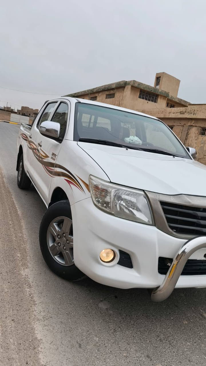 سلام عليكم للبيع بيكم تيوتا موديل 2015 رقم بغداد انكليزي سنويه بسمي سنويه مجدده تحويل مباشر كير اوتماتيك شاصي ١٩ كويتي السياره مكفولة عده بيه بنيد مبدل بلادي بدون دواخل شرط والسونار بل منشور بيه بارد مكانين كير مكينه ما مفتوحه شرط  صدر امامي وخلفي جديد تخم تاير جديد تبريد ثلج دوشمه جديده داخل ماروني ارضيه جلد تحكم استيرن اشاير بل مري ماشيه 227 الف حقيقي سياره جديده ومال جناي السعر 215 & و بيه مجال للشراي قليل رقم الهاتف
***********
***********‏‏‪ 📞
