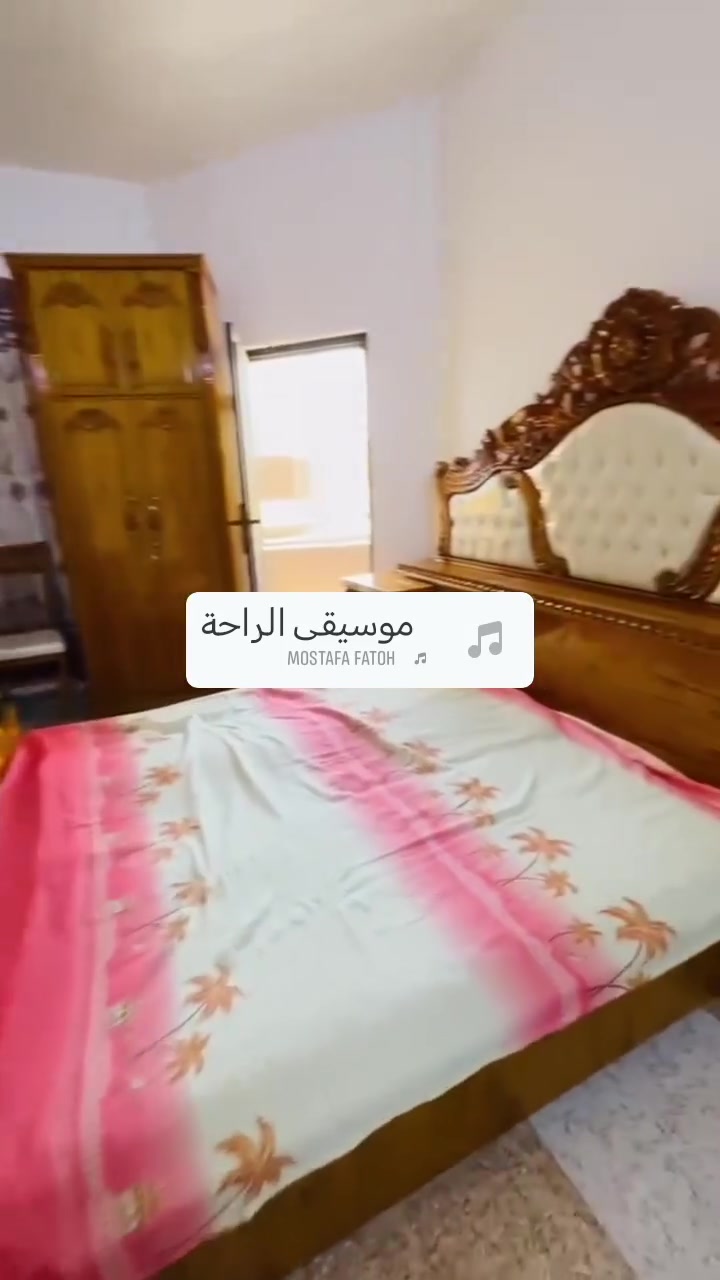 للبيع غرفة نوم خشب عراقي
شغل توصي 5 ملم نقش زان ورقي مساطر زان  صبغ حراري  توج زان  غرفة كلــش نظـيفة  السعر مليون ونص وبيها مجال


**إذا كنت صاحب هذا الإعلان وتريد حذفه لأي سبب، رجاءا أرسل رسالة إلى الدعم الفني**