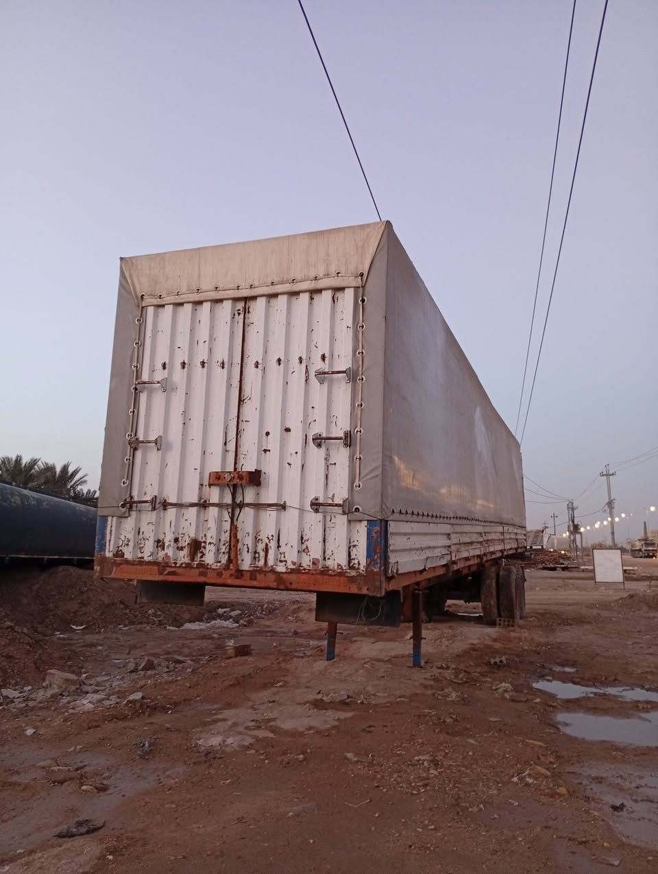 السلام عليكم البيع عربانه جادر نضيفه مكان بابل الكفل رقم الهاتف ***********
