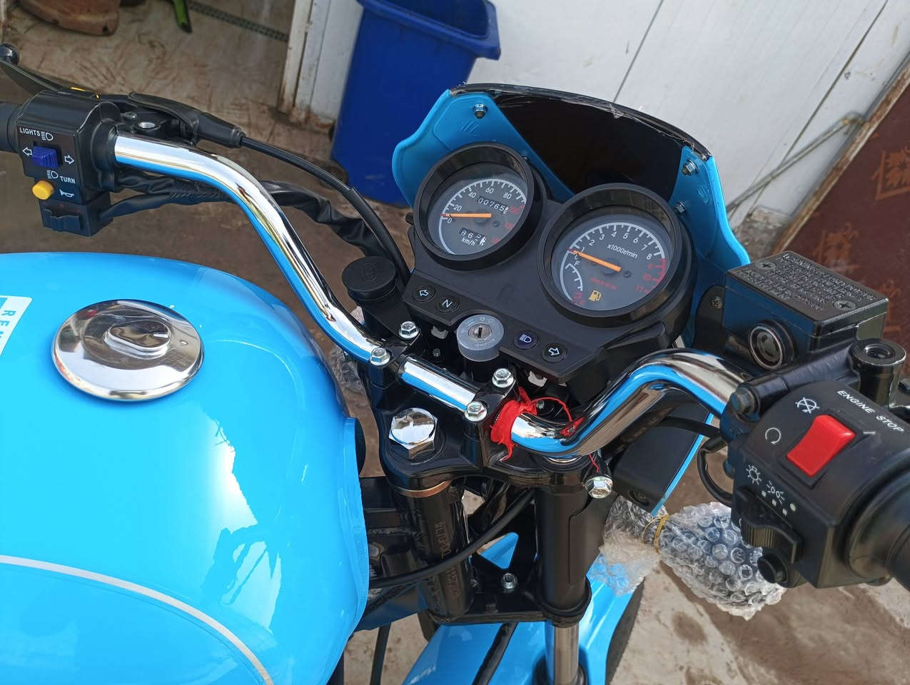 دايون 23
حله حسر نادر 
جديده صار شهر من طلعت من وكيل سلامي 
سعره1600وبيهه مجال 
***********
***********
