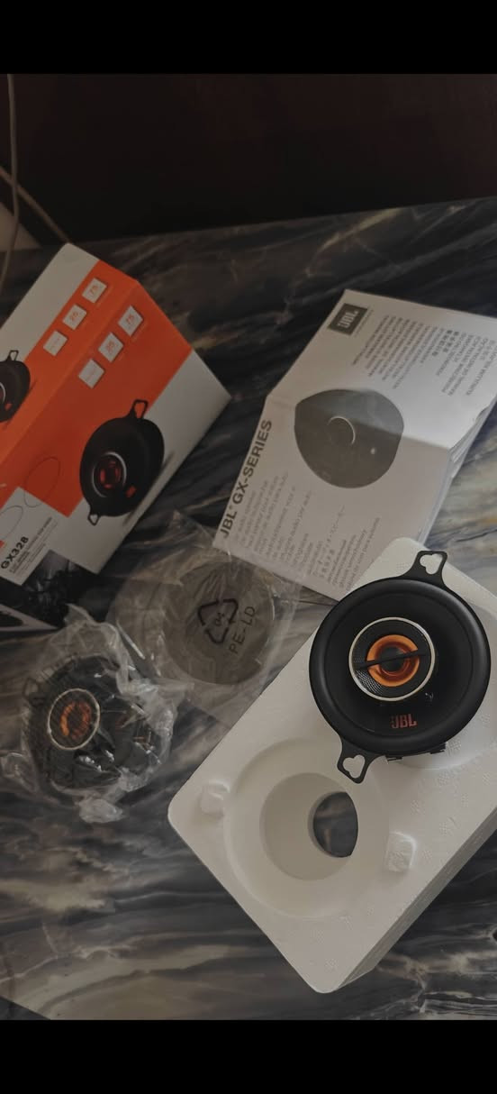 توفرت تويترات قياس 3.5 ماركة JBL سعره 55 الف
توصيل متوفر جميع محافظات 5 الف


**إذا كنت صاحب هذا الإعلان وتريد حذفه لأي سبب، رجاءا أرسل رسالة إلى الدعم الفني**