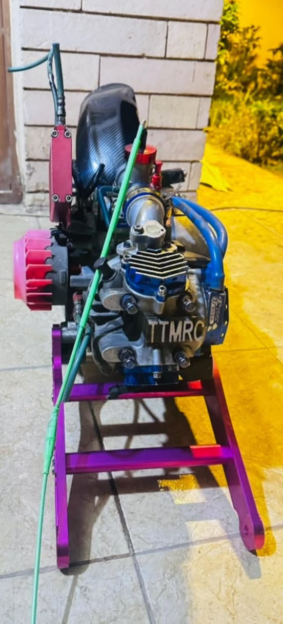 مكينة ماكس عدلة مزودة التعديل الي عليها:
1-كورTTMRQ
2-بوشة66
3-كلجات رياضيWF2016 مال رمبة 
4-كابريتر قفاز حجم 32
5-صالنصة صجمية الاصلية 
6-راديتر دهن الاصلي 
7-سلف تزويد مال بوش كبار
المكينة ما اعرف شكد رولتها اخوان 
ترة المكينة سعرها غالي اخوان رجاءً الي ميعرف سعرهة لا يراسلني خاص 
العنوان: ديالى قضاء المقدادية 
يوجد خدمة توصيل للمحافضات 
للمراسلة خاص او الرقم:***********
