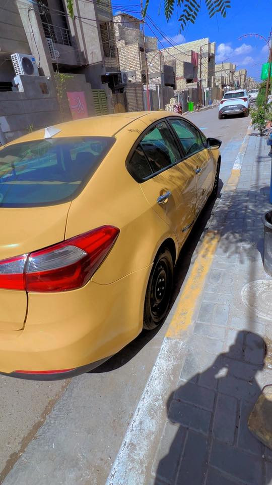 السلام عليكم سياره كيا فورتي موديل2014 وارد امريكي حادث جاملغ خلفي موضح ب الصوره  بدون دواخل سياره جاهزه حلوه منظومه غاز كامله تدفئه ب الكشنات نظام ايكو ومانع انزلاق محرك كير صدر تبريد تخم تاير دوشمه جديده سياره جاهزه رقم بغداد تحويل مباشر مواصفات نص فول محرك 1800 دوش العنوان بغداد حي أور سعر 105$ بيه مجال بصيط النتصال ***********
