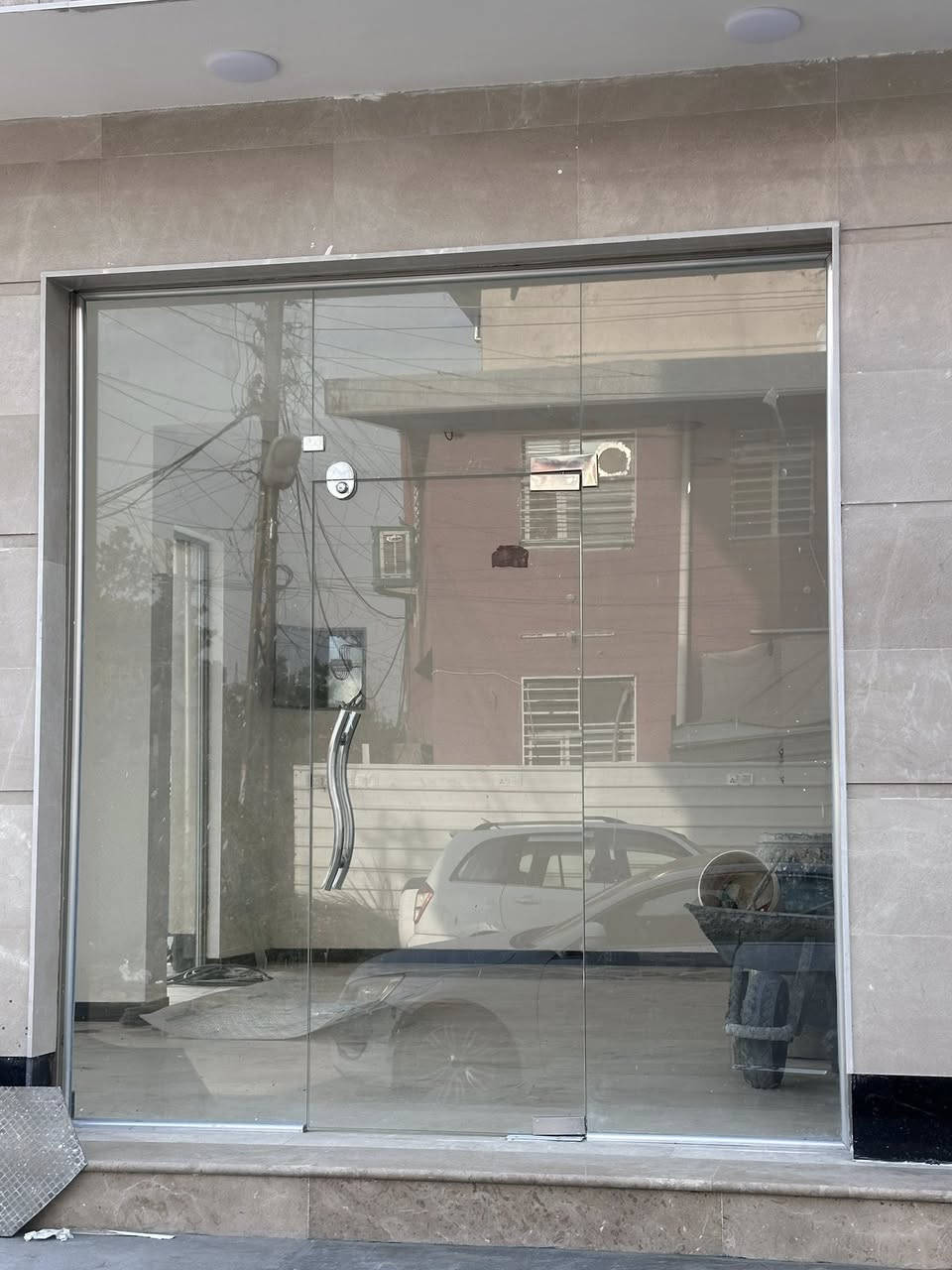 بسم الله الرحمن الرحيم 

تم بعون الله تثبيت محجر جام واجه مسكرت 

مع محجر درج 

في منطقة العامرية في محافظة بغداد 

كادر متميز 
دقة بالعمل 
سرعة بالانجاز 
وبأسعار تنافسية 

للأستفسار الاتصال على الارقام 

***********
***********
