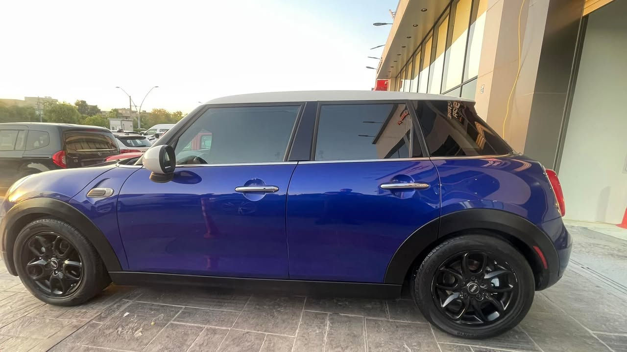 مني كوبر 2019
فول مواصفات 
ضرر قبغ جنطة فقط
ماشيه 135 
سعر 110 $ مجال بسيط
للاستفسار 
***********
