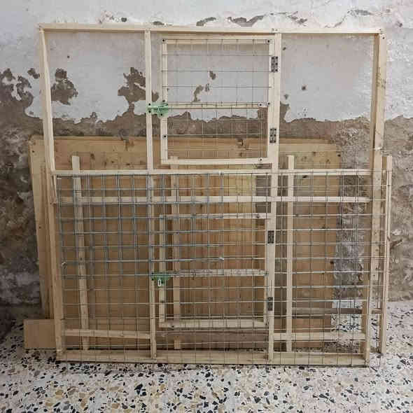 متاح قفص دجاج الوجه متر ونص ونزال متر وأرتفاع متر ونص طابقين جديد استخدته 15 يوم يتفصخ براغي وحاليا مفصخ سعره 85 وحاظنه افراخ دجاج ارتفاعها مترتين اربع طوابق الوجه متر ونزال خمسين ورتفاع خمسين جديده مامستعمله يتفصخن براغي وحاليا مفصخه سعرها 75 مكاني حي الجهاد الشراي يتصل ***********
