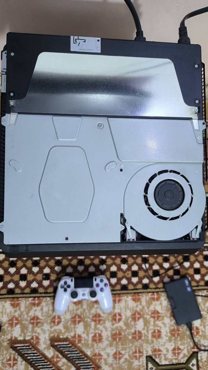 بلي 4 مهكر ويا هارد مفتوح لتنضيف فقط 3 يدات السعر 220


**إذا كنت صاحب هذا الإعلان وتريد حذفه لأي سبب، رجاءا أرسل رسالة إلى الدعم الفني**