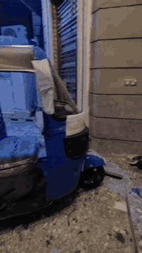 سلام عليكم تكتك للبيع 21 رقم نكليزي بسمي مكينه بوشه وبستم بيها بارد موضح بل صوره ودوس بيهن خياس تكتك نضيفه سعر 7 ونص بيها مجال السفسار ***********
*********** هاذ بي واتساب 
ما متواجد مازنجر
