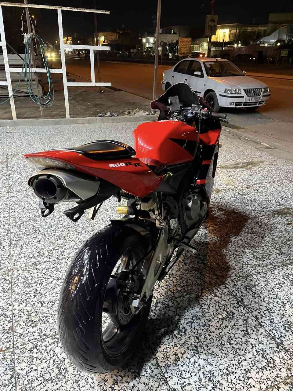 RR600
مكفوله كفاله عامه محرك وگير 
ماشيه 45 ألف  مكاتبه فقط بدون اوراق 
فقط كفراتها نضافتهن 50 بلميه بسبب طاحت وهيه واكفه 
والدراجة بيها تفاصيل بسيطه هم 
سعرها 26 وبيها مجال متوازي ع بيعتها ودارجه كلش نضيفه مكاني ميسان ***********
