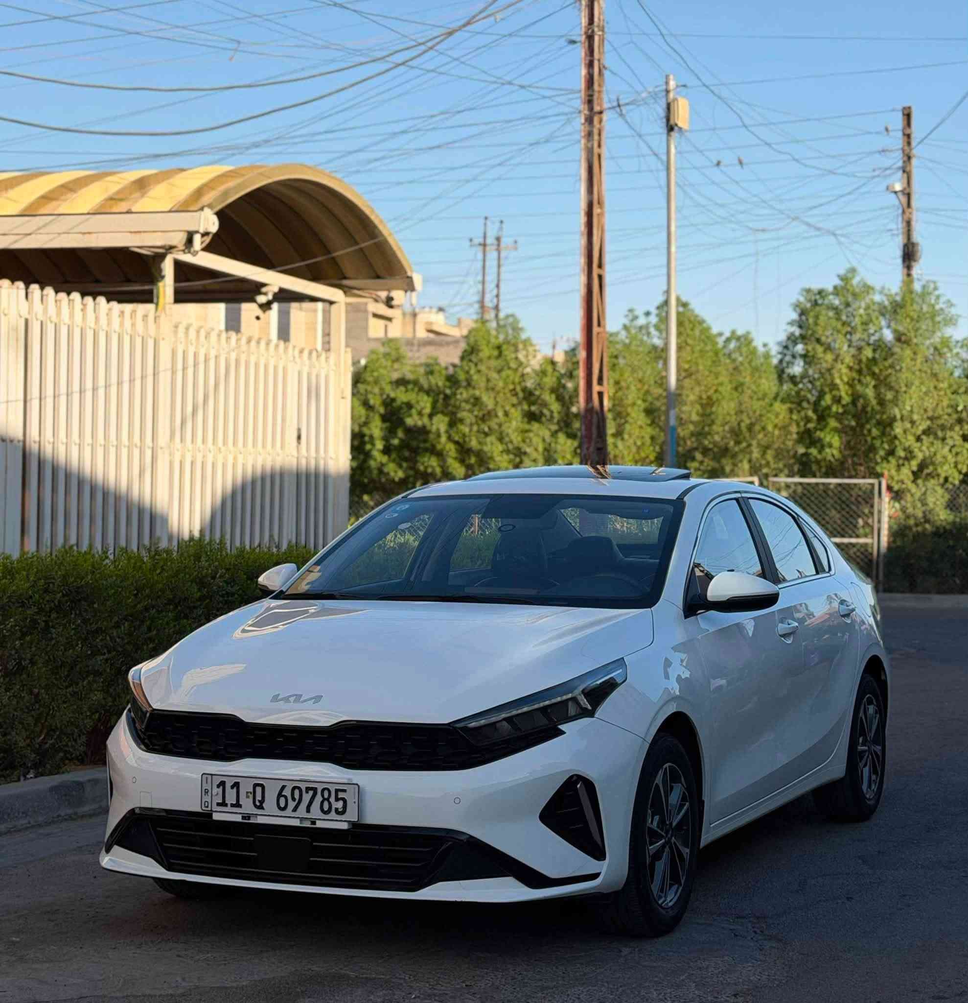 🚘 KIA K3 موديل 2024
🔹 رقم بغداد إنكليزي جديد (باسمي)
🔹 السعر: 13,900 دولار وقابل للتفاوض بشكل بسيط.

المواصفات:

* عداد 35 كم
* تجميع صيني
* محرك 1500 سي سي دبل نوزل
* مكفولة كفالة عامة من الضربة، الصبغ، البارد والتبديل

المميزات:
✔️ بصمة تشغيل
✔️ حساسات أمامية وخلفية
✔️ كشنات جلد
✔️ تبريد مقاعد
✔️ وضعيات قيادة
✔️ مرآة تعتيم
✔️ ويل كب
✔️ لايت زينون
✔️ إشارات بالمرايا
✔️ سانروف (سلايد)
✔️ بك لايت LED
✔️ وباقي مواصفات الفل كامل.

📍 مكان السيارة: حي الحسين

📞 للاستفسار: ***********
