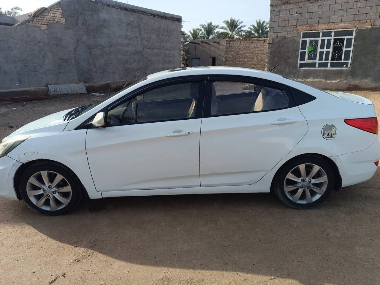 اكسنت موديل 2013. خليجي مكينه1600 فتحه السياره بيهة بارد السياره بدون صبغ أو حادث السعر 98 المكان طريق حله نجف قرب سيطره ام  عباسيات هاتف***********
