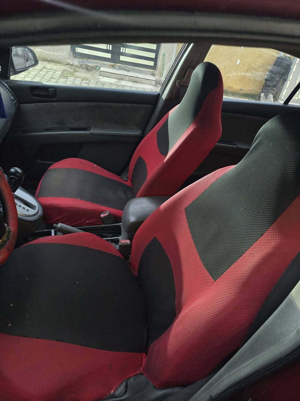 سلام عليكم
للبيع سنترا 2008
سعر 60$ وبيهة مجال
 سيارة نضيفة وكاملة كير ومكينة مكفولات مكان بغداد الحرية للاستفسار الاتصال ***********
