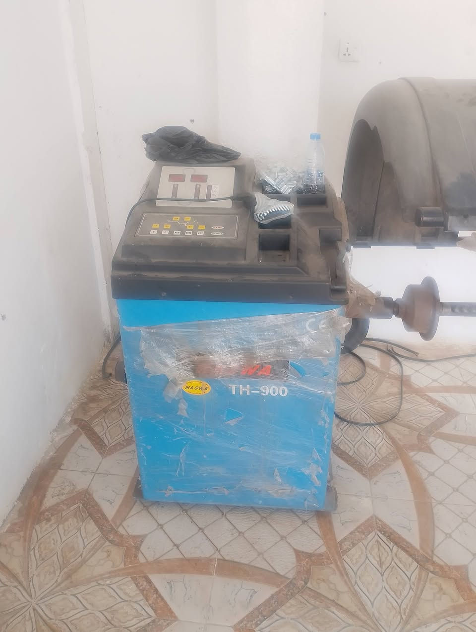 بسب الوعود الكاذبه تم نشر مره ثانيه غراض محل للبيع بنجر وبلنص سيارات ***********هاذا رقمي للاتصال
