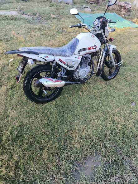 السلام عليكم امزت مكينه لا تنقص لا تبخير كهربائيات شغاله دراجه مكفوله نظيفه السعر 750 بيها مجال للطيبين دراجه نظيفه🫡 الرقم ***********
