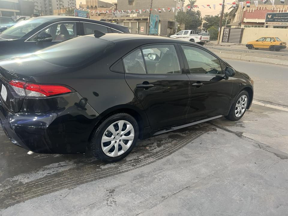 كورلا ياباني وارد أمركي موديل 22
محركها 1،800 مواصفات le معروفة 
دهن ميتاسيو موجودة الوصولات ومكفولة الكير والمكينة 
ماشية 19 بعدها جديدة جدا
رقمها بغداد بأسمي ثاني يوم تحويل 
السعر 146 $ 
مكاني بغداد 
موبايل ***********
