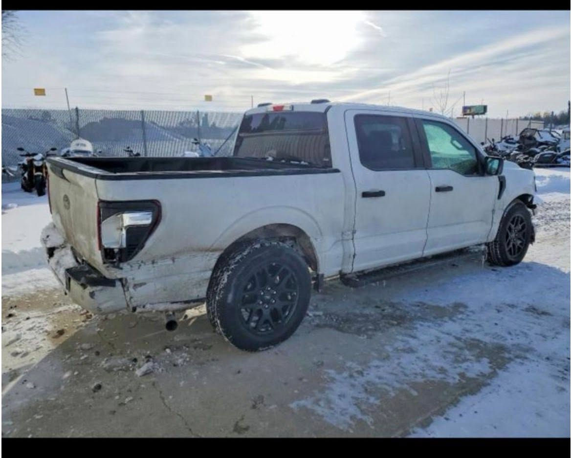 فورد F150 
بدون ارباك 290 
***********
