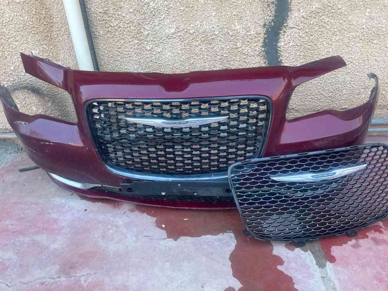 سلام عليكم غراض للبيع الي تفيده 
دعامية اوباما c300 هيه والشباك يحتاجلها تصليح 50الف 
شباك اوباما c واكو s على 25
دبة ماء اصلية مال تفصيخ هيه والقبغ ب50الف 
كاعيات تخمين عندي التخم على 15الف 
سبايدر جارجرSRT اسود 50الف 
مجاول مال 5700 مال كصة  نضاف 
45 الف 
تك ليد مال دعامية جارجر 5لاف 
جك شغال 15
هورنات مال خط صوتهن عالي الزوج 20 الف 
مكاني بغداد 
***********
