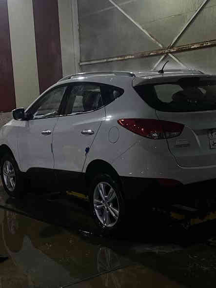 توسان خليجي موديل 2013 مكفولة كفالة عامة السعر 150 وبيها مجال رقم اربيل رقم موبيل ***********
