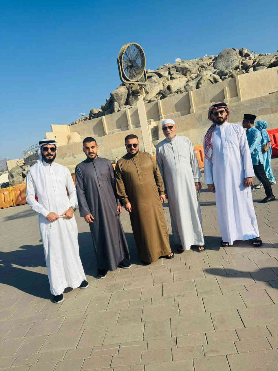 مستمرين باستلام جوازات رحلة شهر رجب الموافق 2026/1/3 وبأسعار تنافسية جدا للاستفسار الاتصال على الارقام التاليه أو زيارة مكتبنا الكائن في الرمادي شارع 17 مقابل جامع المندلاوي مجاور منفذ تميم الخير ...
***********  الحاج ابو نزار الدليمي 
‏‪***********‬‏  الحاج محمد ابو ايمن
