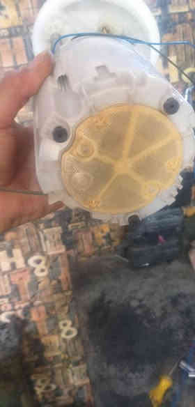 السلام عليكم عبوة فيت بم جالجر حاويه لوك جديد فتحة سكيبه وطلعت بيها هاي العبوه للتواصل ***********
