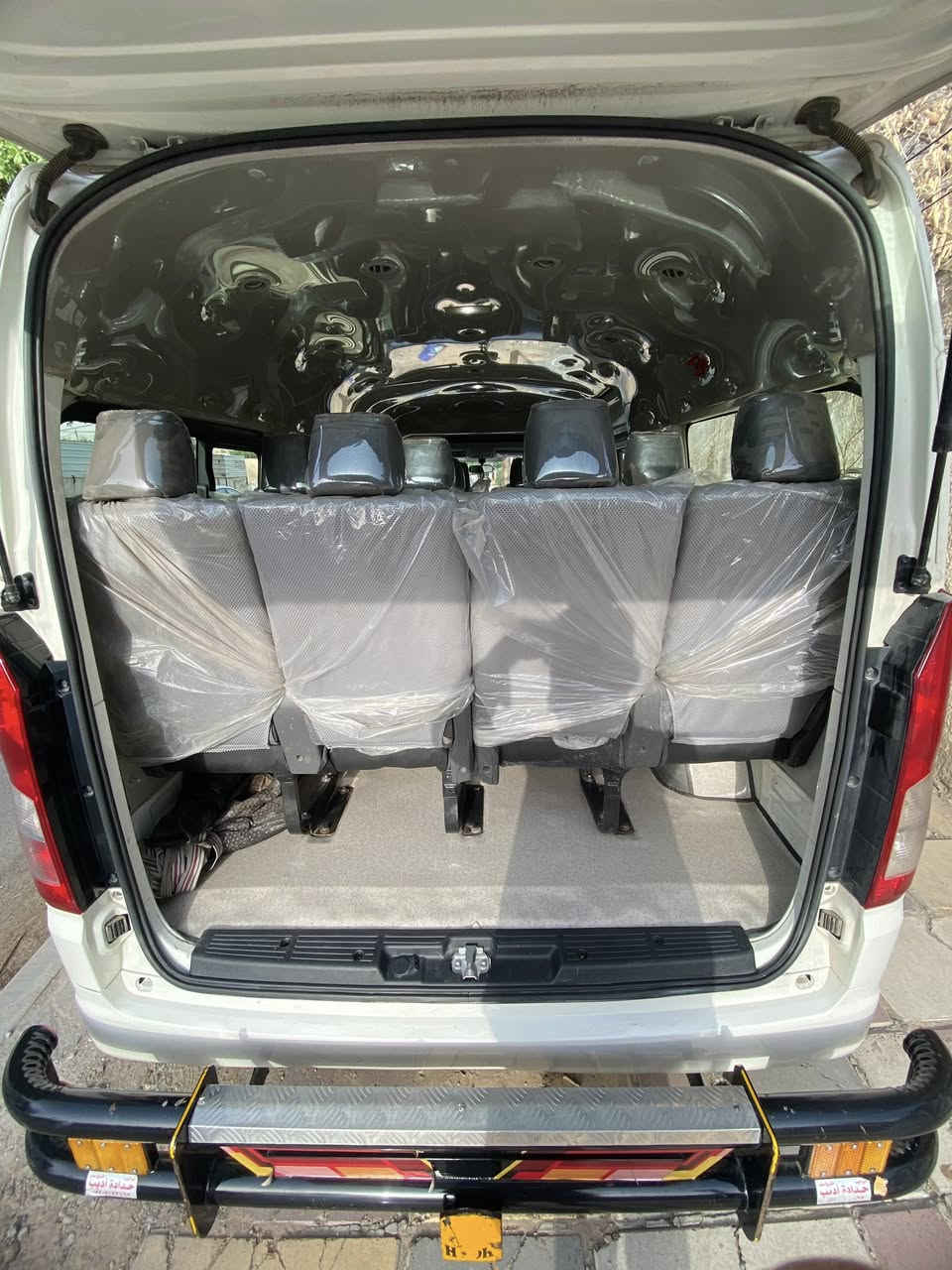 السلام عليكم
هايس للبيع
السعر _ 385 ورقه
تيوتا هايس موديل 2023 
دوشمه عام 
اضافه مراوح تقويه
درع امامي خلفي
سيبايا 
ماشيه 160 الف
رقم بغداد جديد جديد
بيه ضربه بالصندوق مصلح نفسه 
باب الصندوق  الخلفي فقط ( فقط الباب )

مكان بغداد الكرخ

رقم واتس و اتصال  

***********
