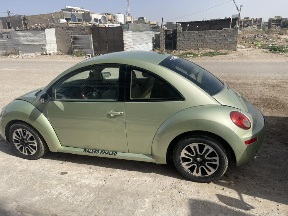 سلام عليكم عندي بيتل للبيع موديل 2008 الون فستقي حادث بنيد محرك 4 سلندر ماشية 184 السيارة سرعية وخير من الله السعر المطلوب 79 وبيهة مجال ترهم مراوس حسب القناعة المكان قرب سوق ابو غريب 
***********
***********
