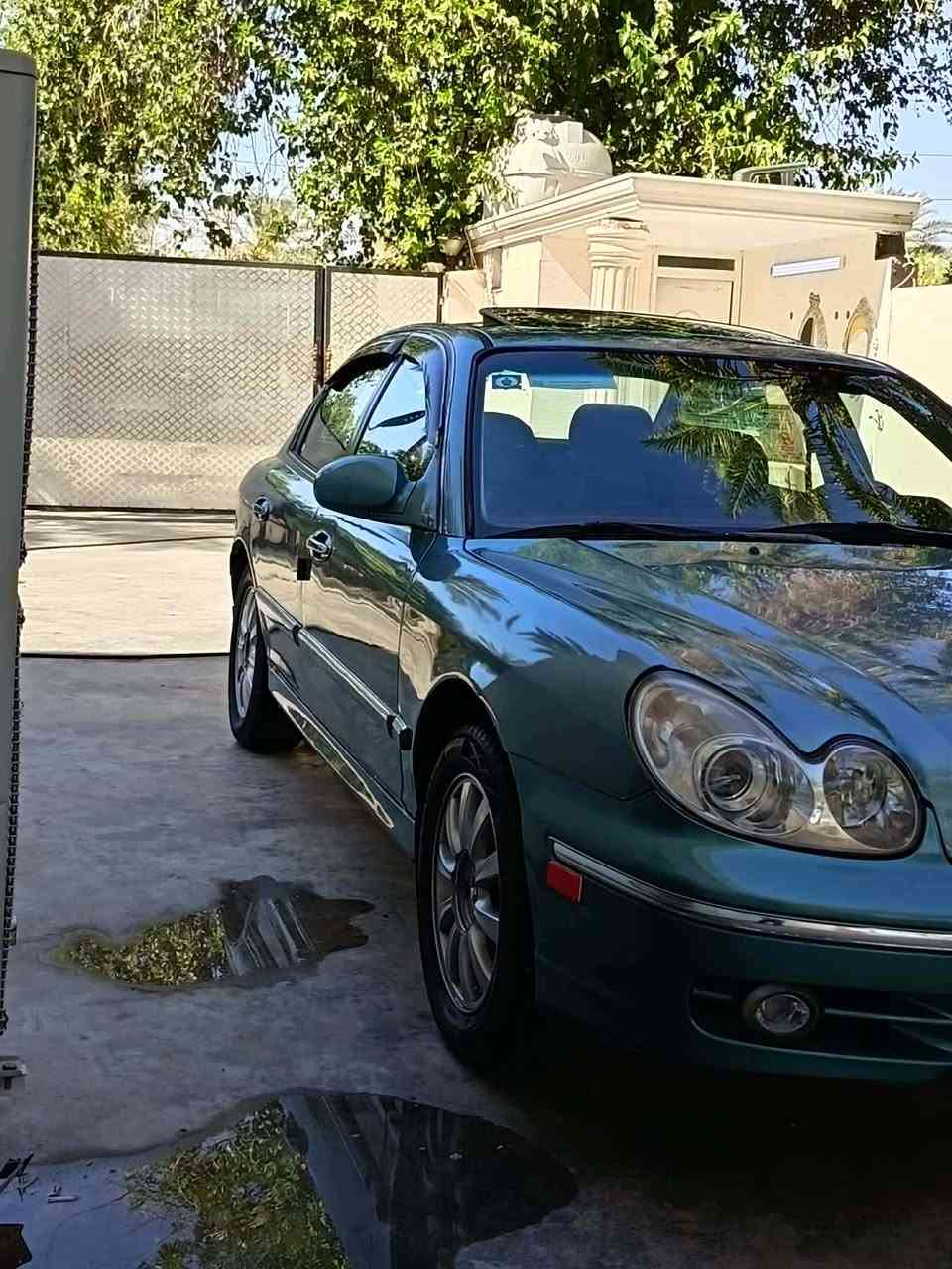 سوناتا 2005 مصبوغه حزام مكفوله من الضربه 
السياره أحله من الصور داخل جديد
 محرك بي خيط بخار بدون تنقيص
  مكانهه بل تاجي الشراي يتصل 
*********** ماعندي نت اتصل فقط
