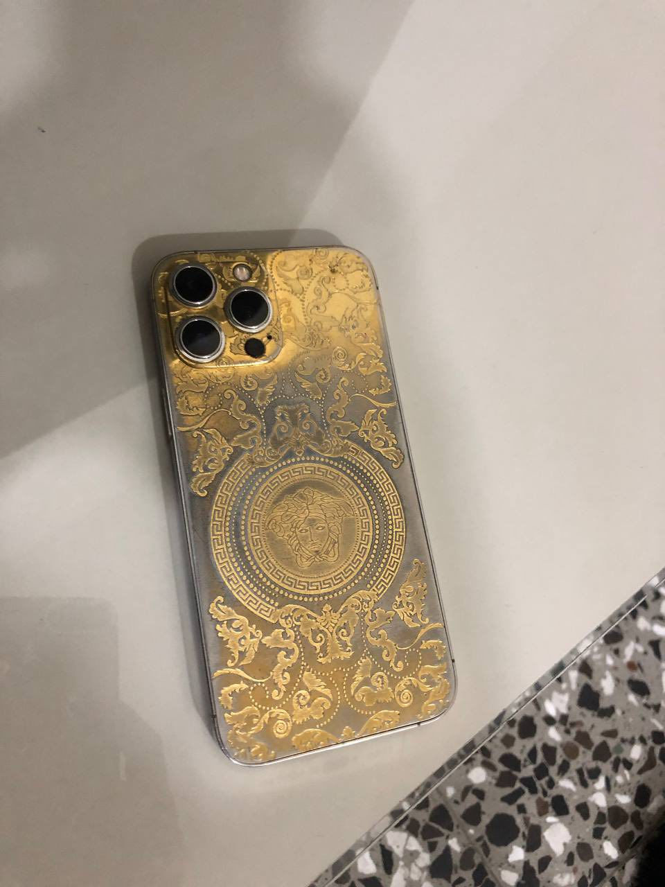 سلام عليكم 13 برو ماكس ذاكرة 256 شرق اوسط مبدل شاشة و بطارية و كامرة
فيس ايدي شغال صوت اتصال كلة شغال 
السعر 400 بي مجال 
مكان بغداد ابو غريب  رقم *********** بي وتساب
